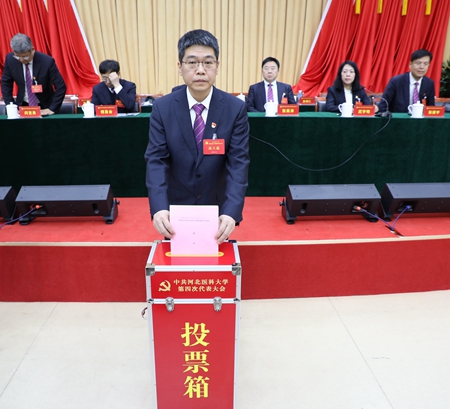 1734404143790040558.jpg 高大磊_副本.jpg